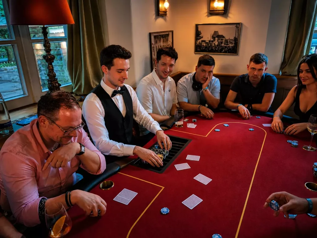 Poker-Tisch mit Croupier bei einem Casino Event.